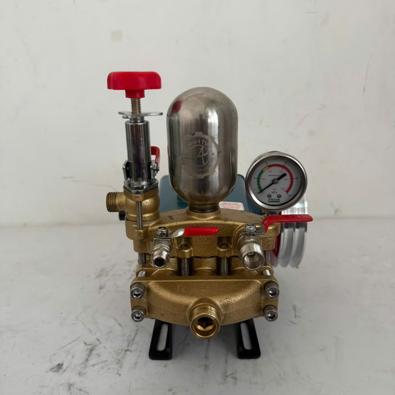 Đầu bơm ty sứ Cro-king CK-27 (1.5HP)
